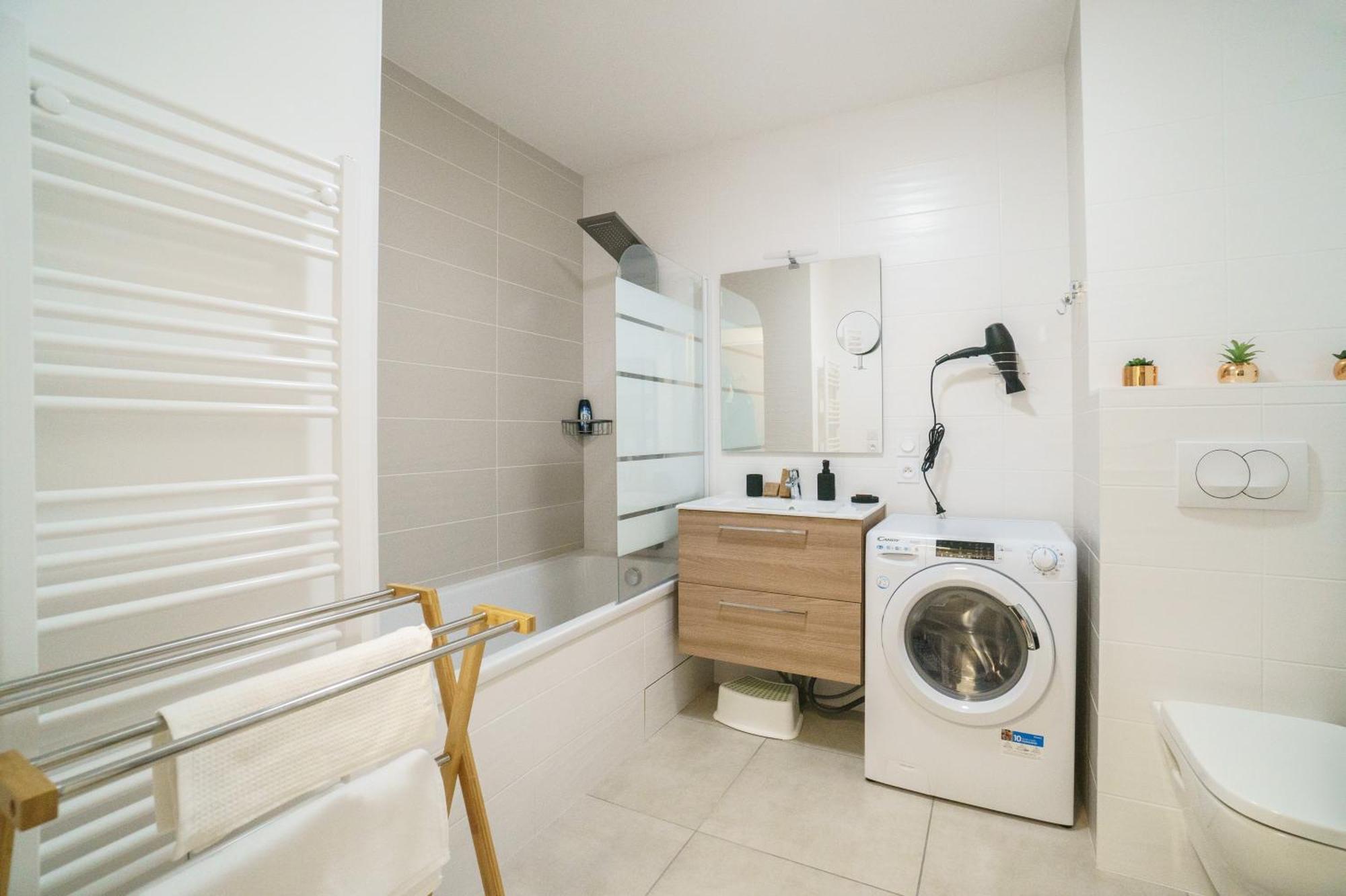 Royal Park Lake View Apartment Εβιάν-λε-Μπαιν Εξωτερικό φωτογραφία
